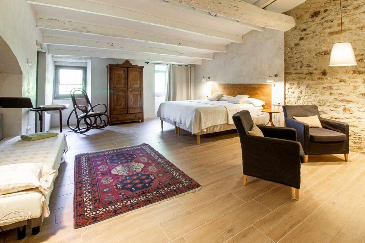 Masia Can Grau Habitaciones Con Desayuno Inlcuido Vilafreser Camera foto